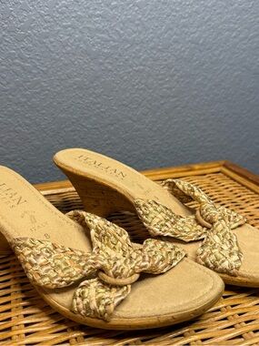 Italian Shoemakers Wedge Sandals Size 8 Beige Gold Braided Slide Slip On